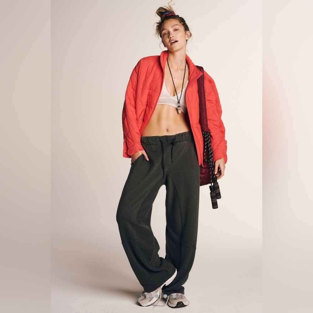 Free People MVP pants. Sweatpants. Washed black. XS